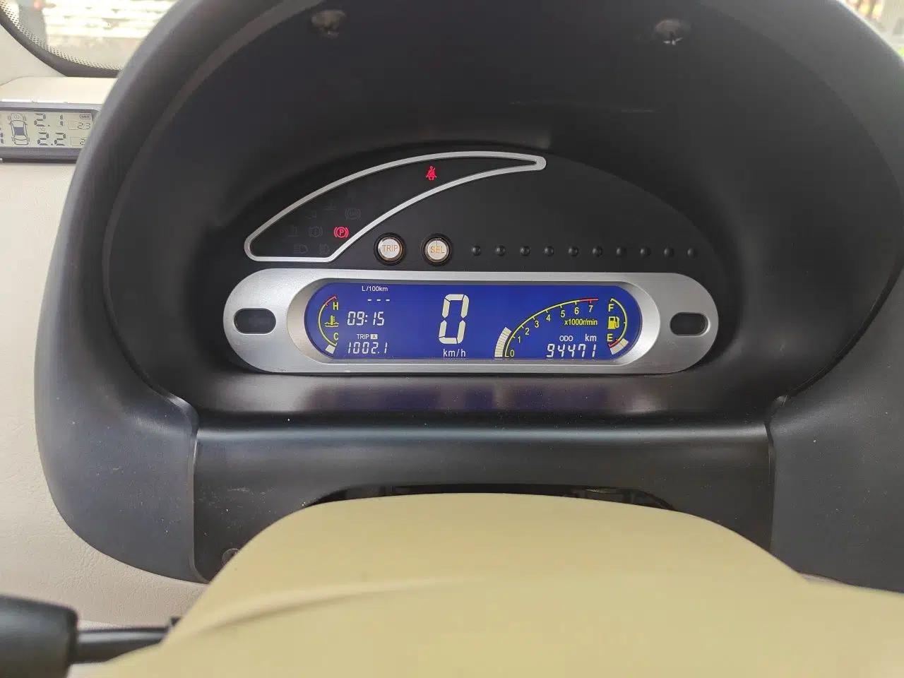 Chery QQ3 2012 Stylish Edition 1.0L Manual Start-Up Model — миниатюра 11