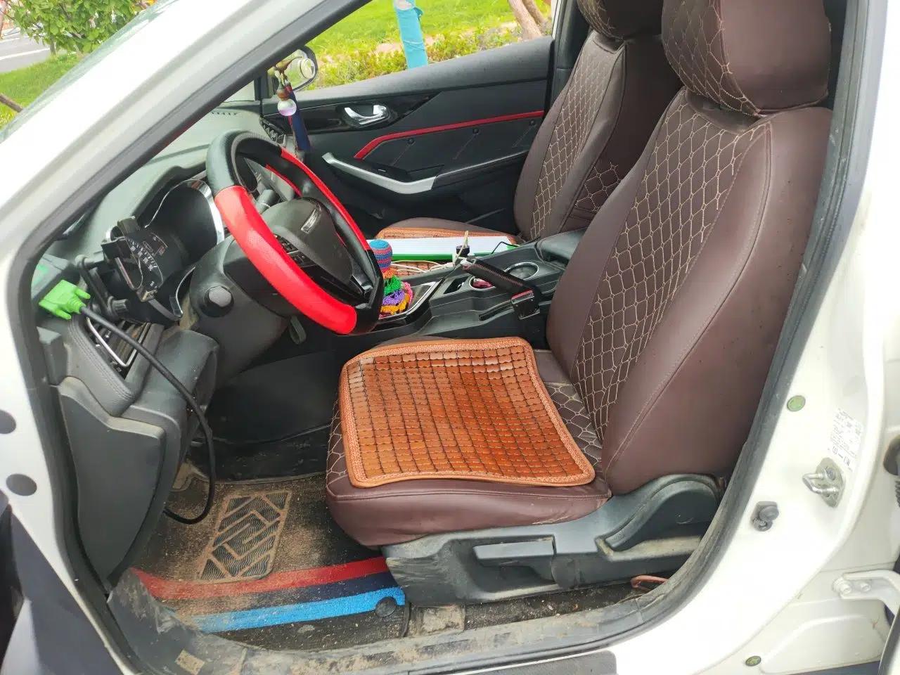 Venucia D60 2019 100 000 Glory 1.6L Entry Manual ChenShang Edition China VI — миниатюра 15