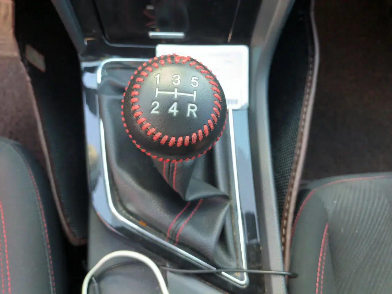 Venucia D60 2019 1.6L Entry Manual Fashion Edition — миниатюра 14