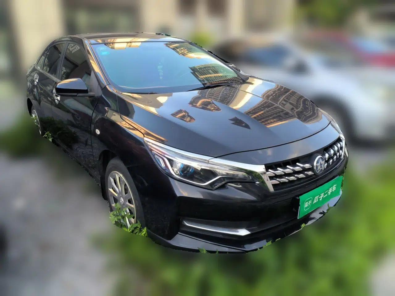 Venucia D60 2019 1.6L Entry Manual Fashion Edition — миниатюра 3