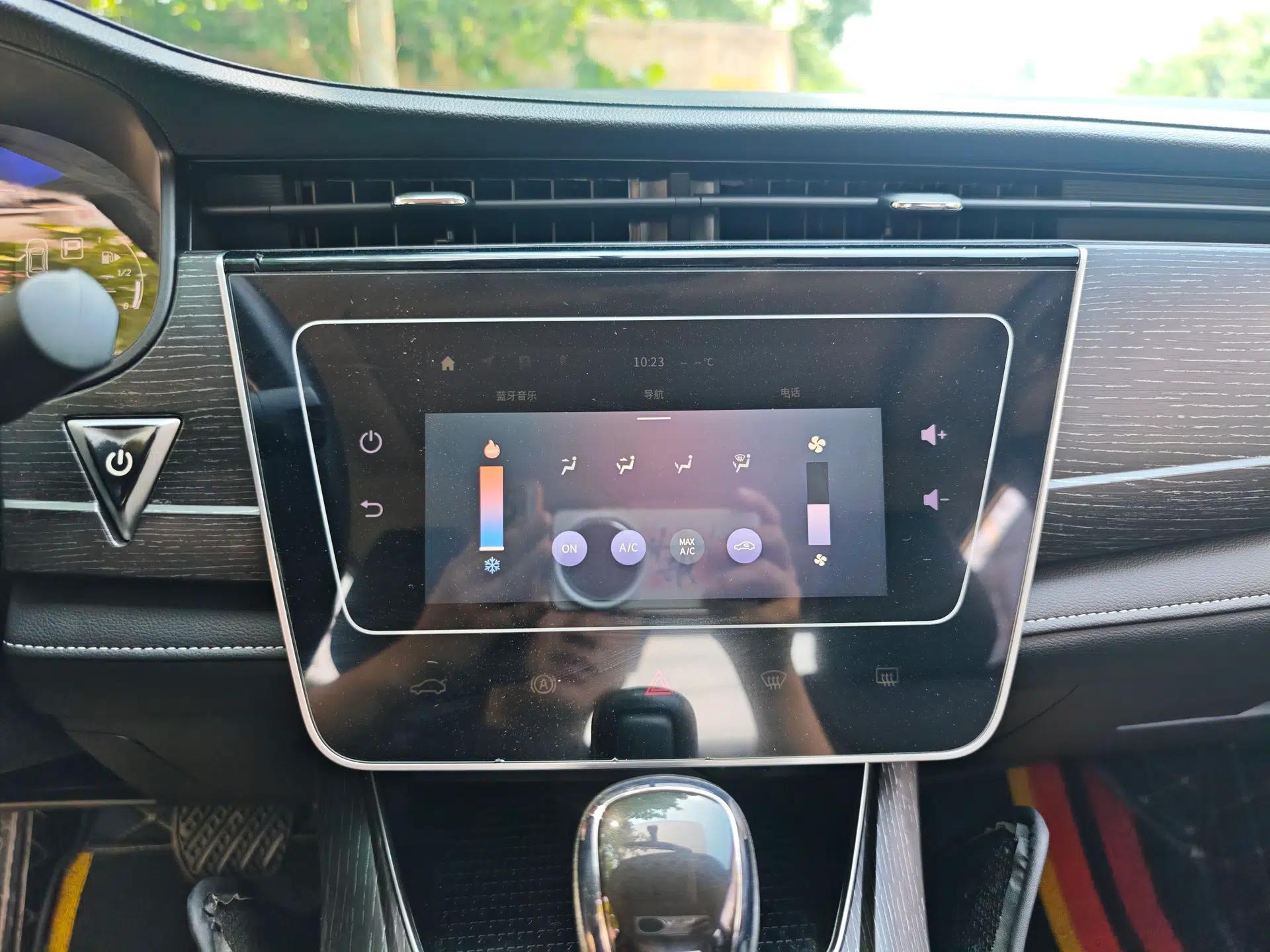 Venucia D60 2021 PLUS 1.6L XL CVT Yue Ling Edition — миниатюра 15