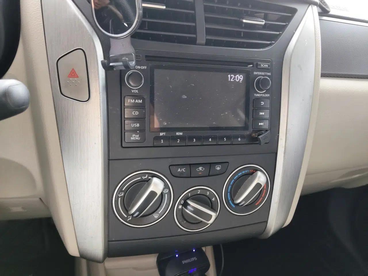 Venucia R50 2015 1.6L Manual Fashion Edition — миниатюра 13