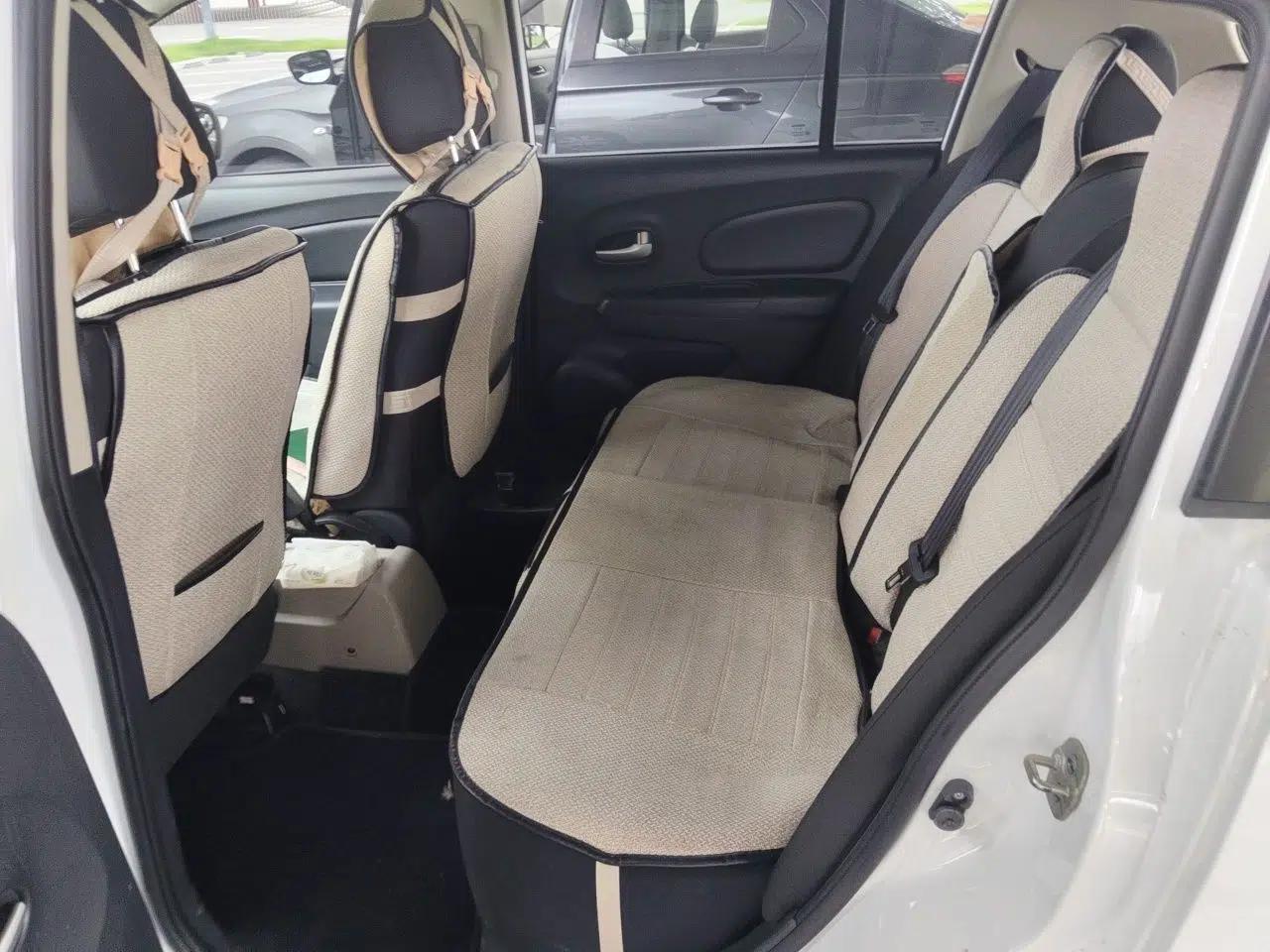 Venucia R50 2015 1.6L Manual Fashion Edition — миниатюра 17