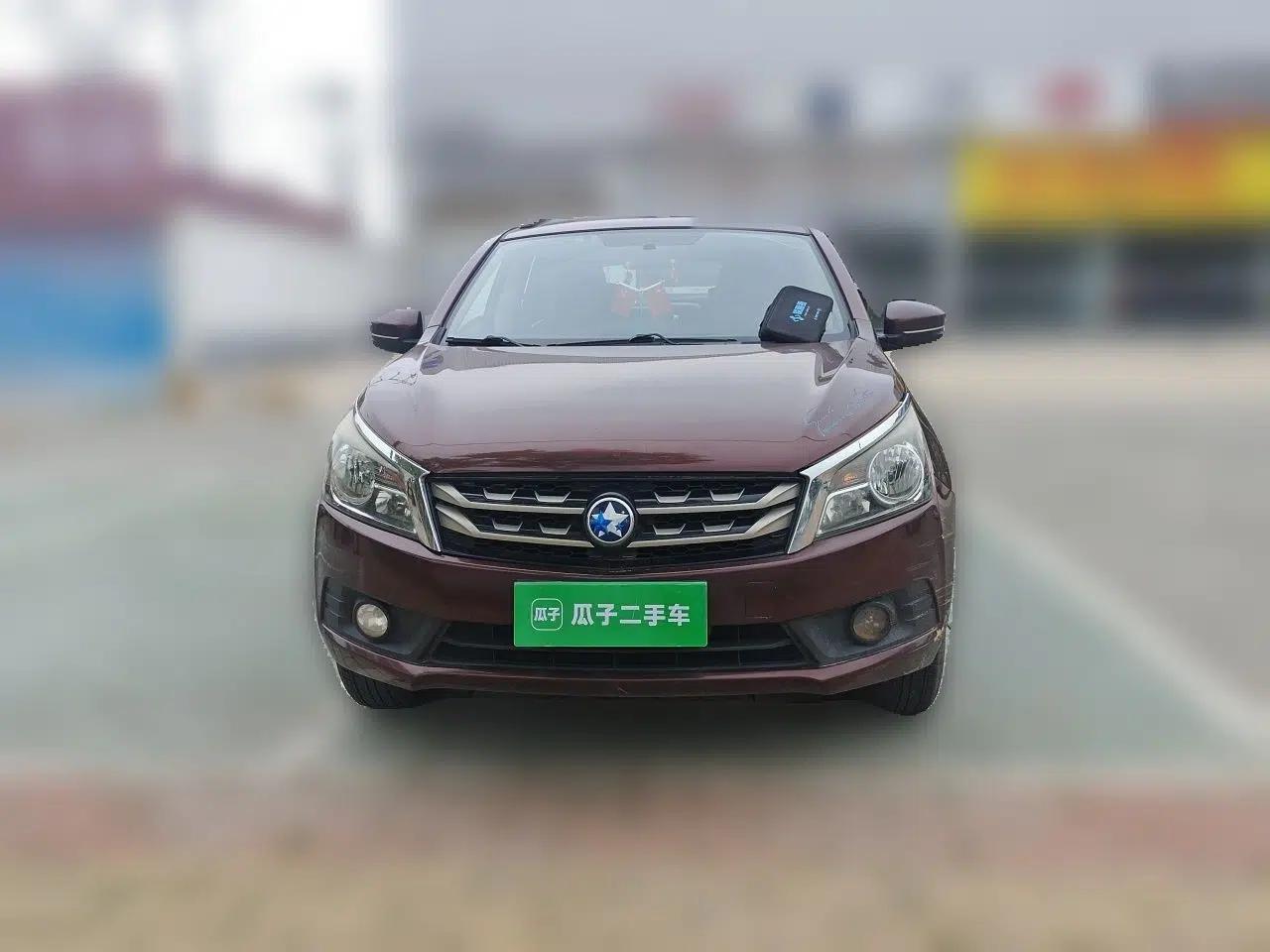 Venucia T70 2016 1.6L Manual Ruixing Edition — миниатюра 2