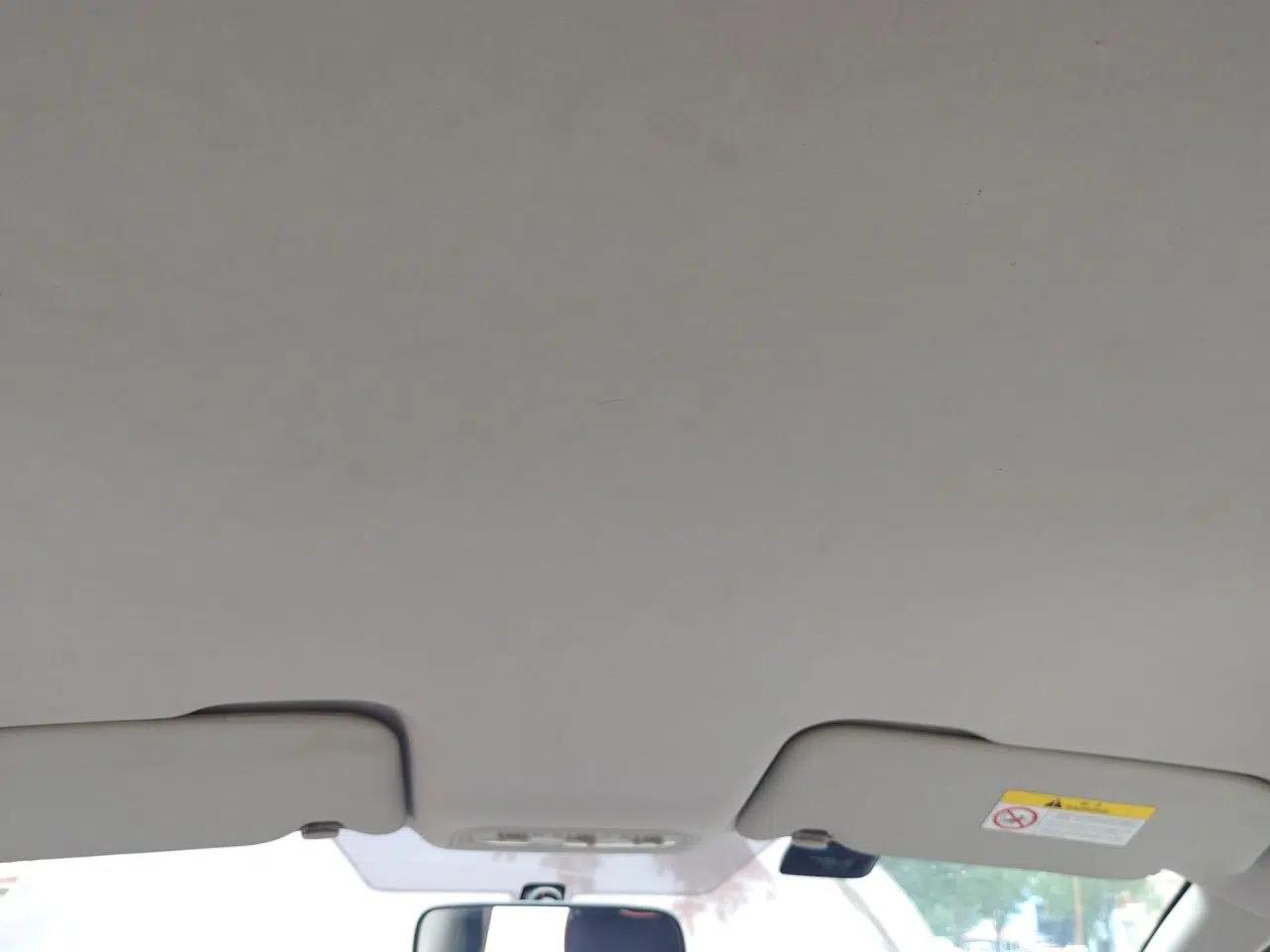 Venucia T70 2016 1.6L Manual Ruixing Edition — миниатюра 18