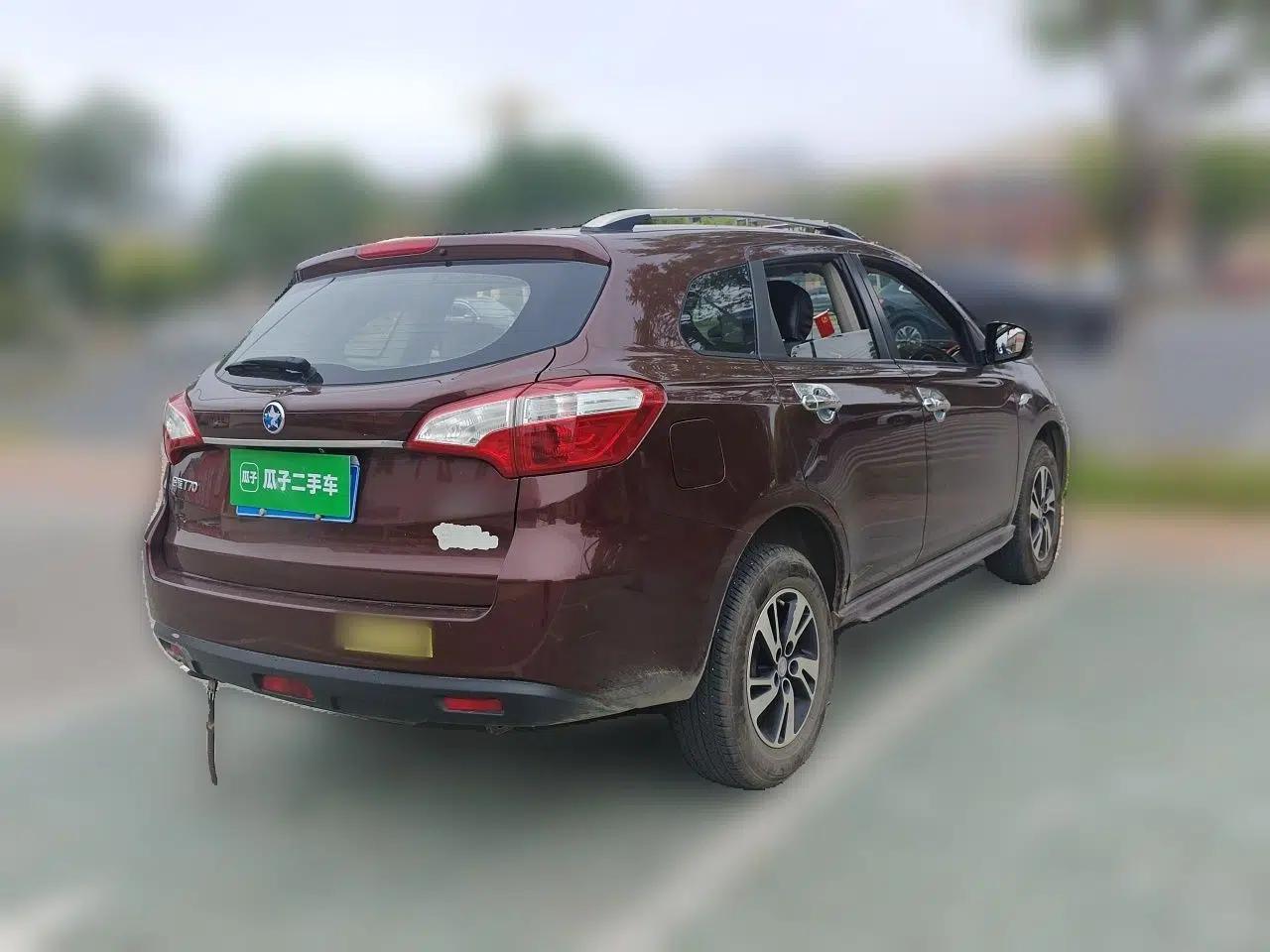Venucia T70 2016 1.6L Manual Ruixing Edition — миниатюра 6