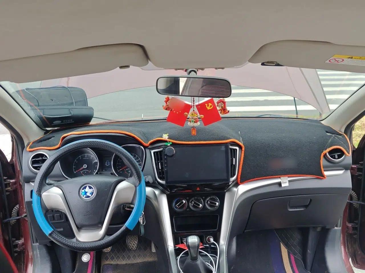 Venucia T70 2016 1.6L Manual Ruixing Edition — миниатюра 10