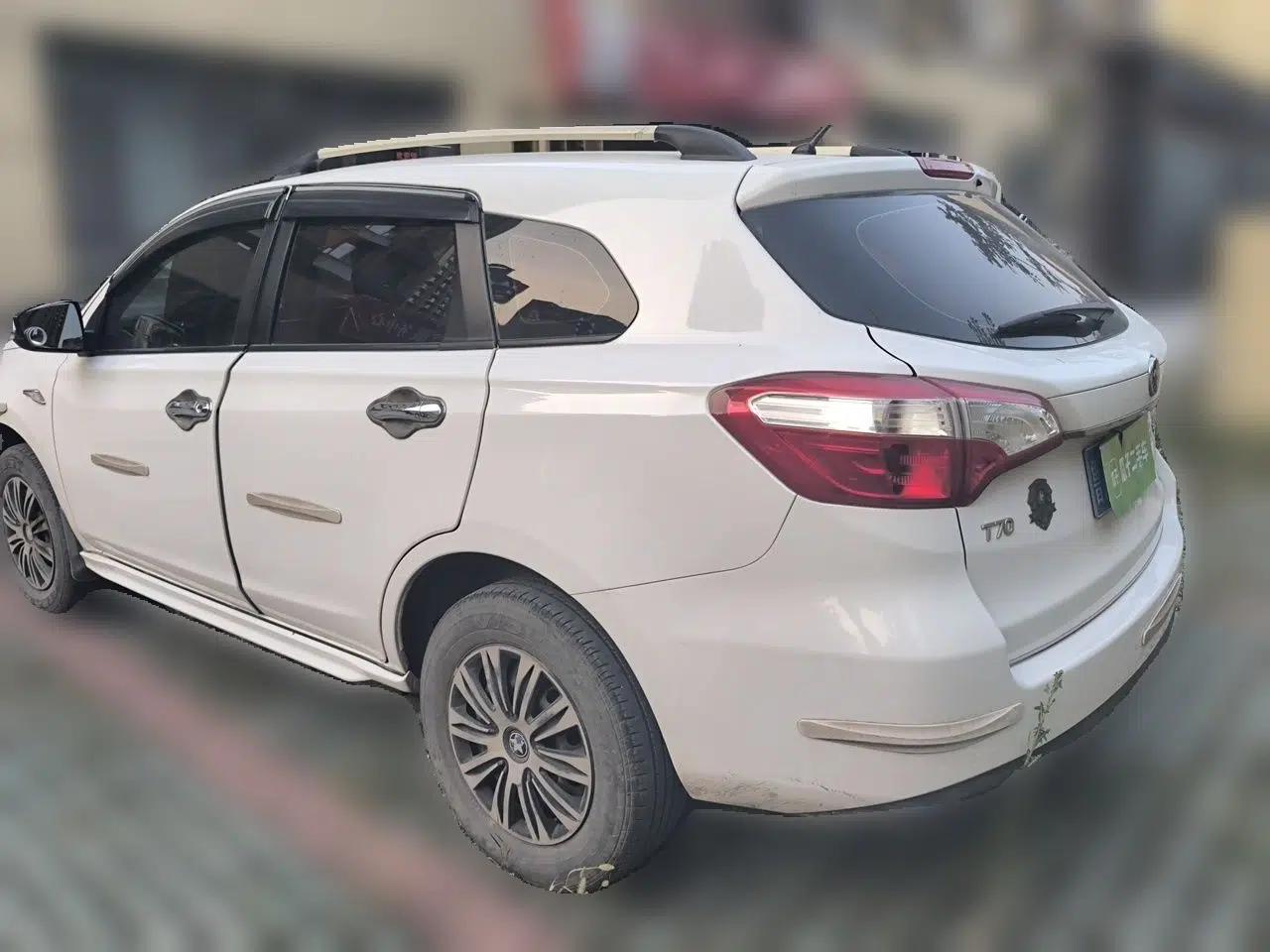 Venucia T70 2016 1.6L Manual Ruixing Edition — миниатюра 4