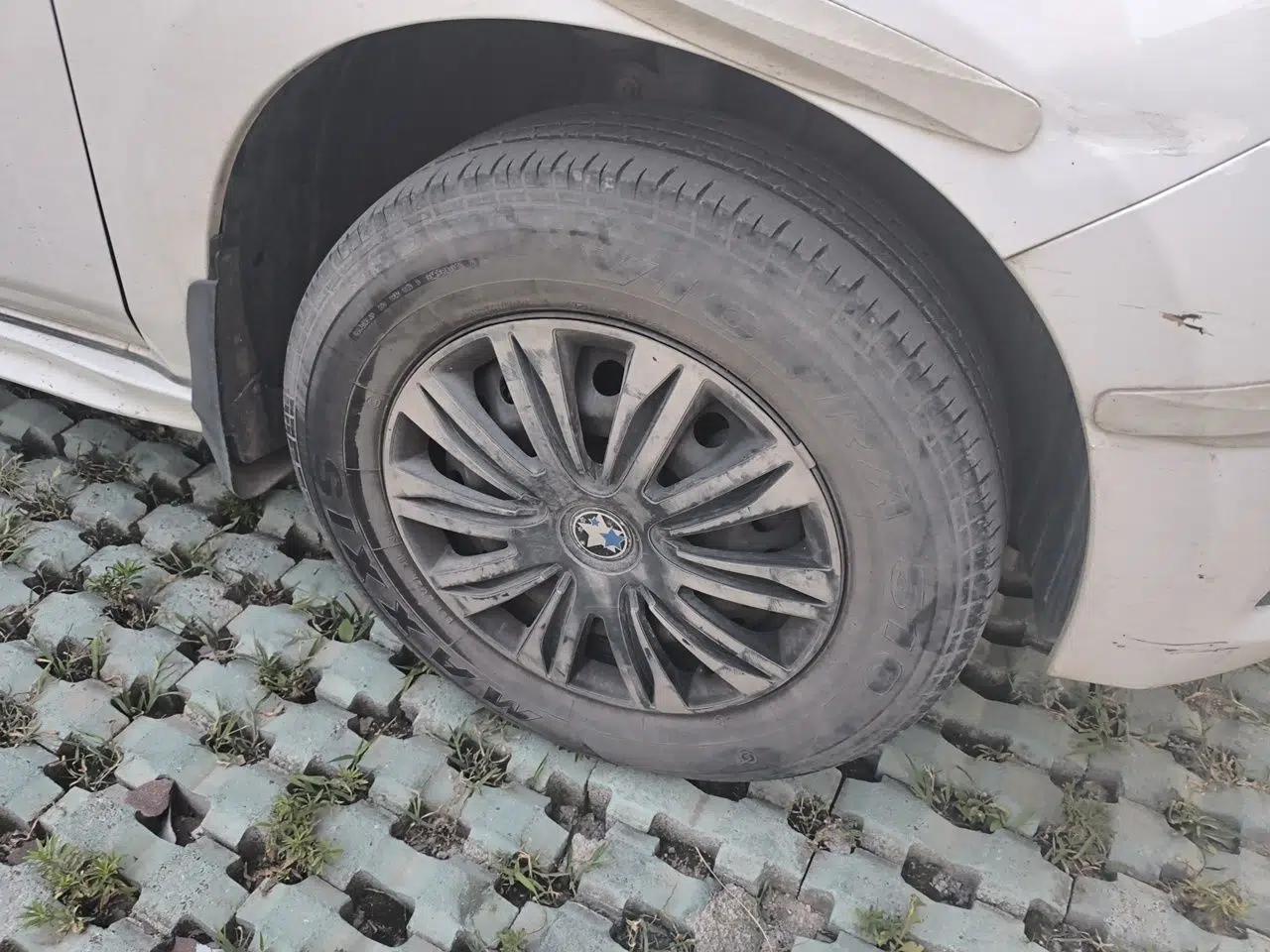 Venucia T70 2016 1.6L Manual Ruixing Edition — миниатюра 8