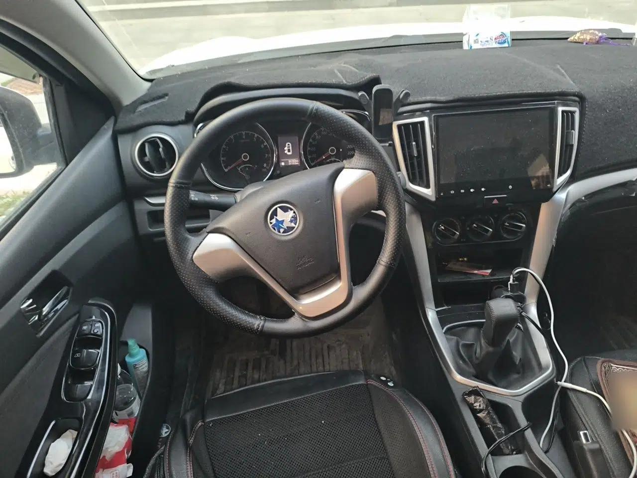 Venucia T70 2016 1.6L Manual Ruixing Edition — миниатюра 10