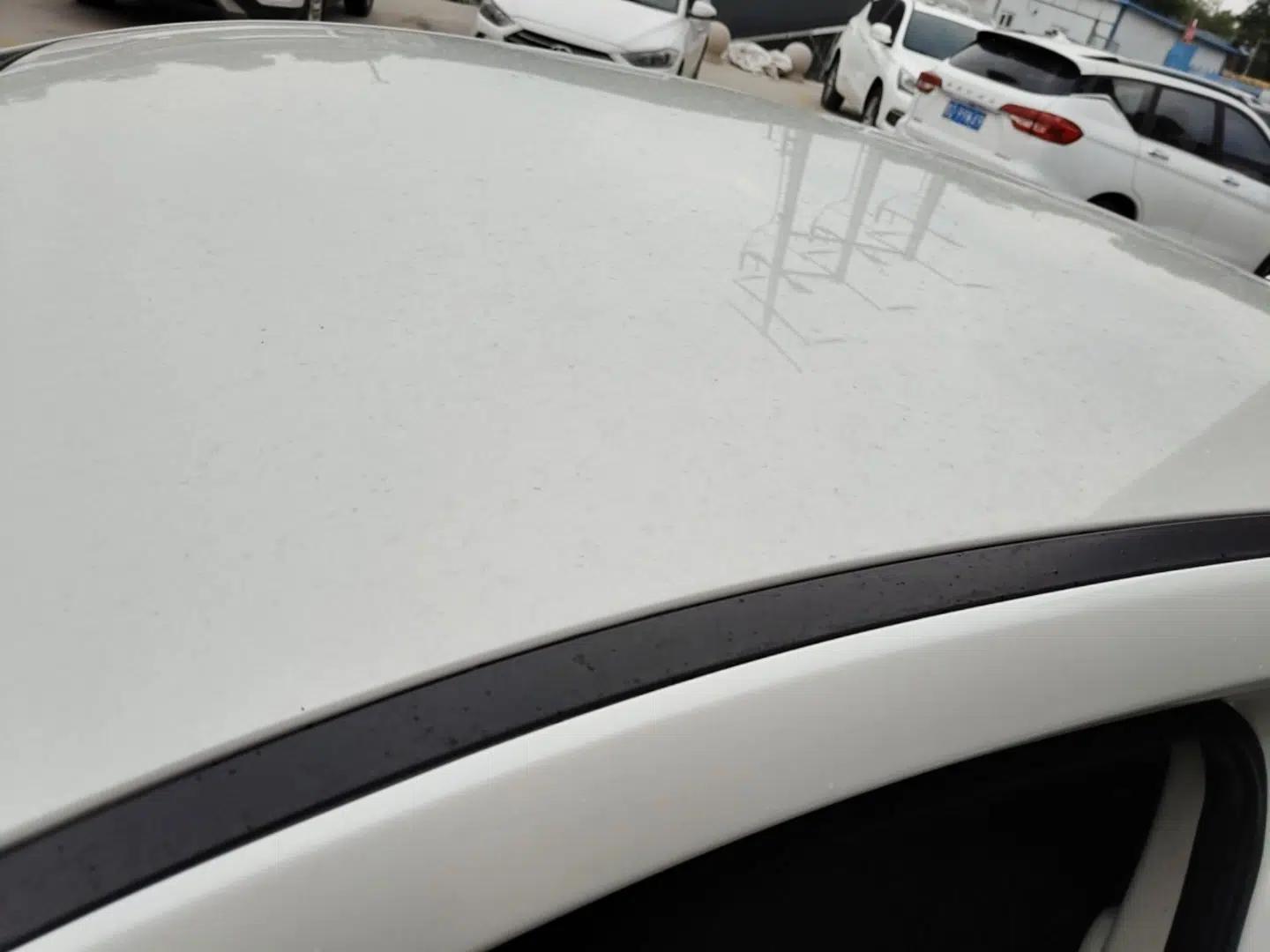 Venucia T90 2017 2.0L Manual Fashion Edition — миниатюра 7