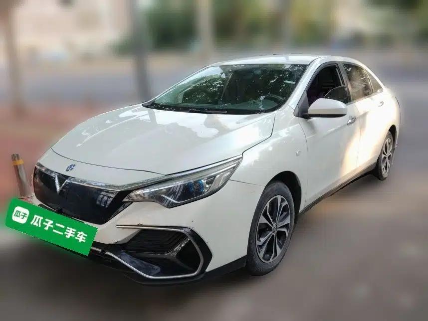 Venucia D60EV 2019 High-Range Travel Edition — миниатюра 1