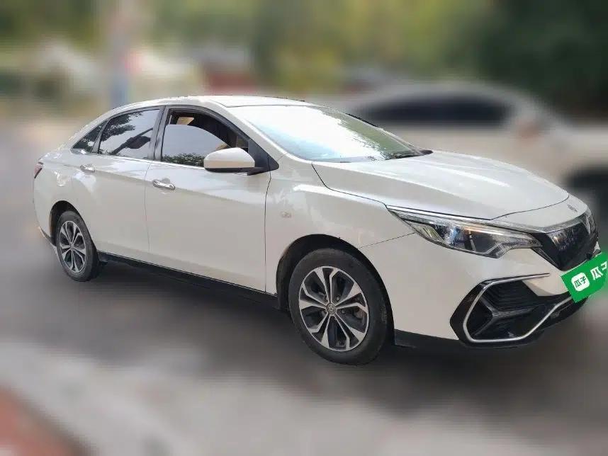 Venucia D60EV 2019 High-Range Travel Edition — миниатюра 3