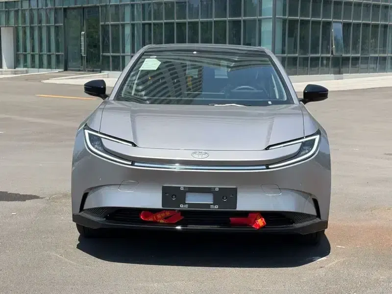 Toyota BZ5 2025 550 JOY — миниатюра 2