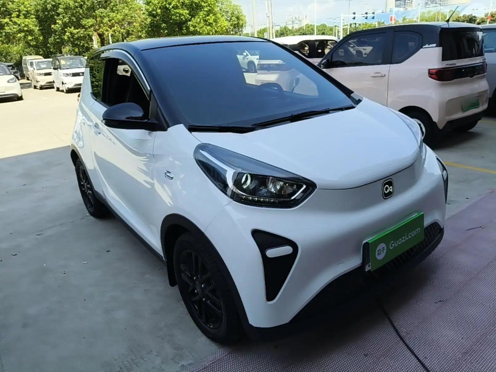 Chery QQ Little Ant 2024 Revised Edition Youth Version 321 km Cool Love Edition 29.23 kWh — миниатюра 3