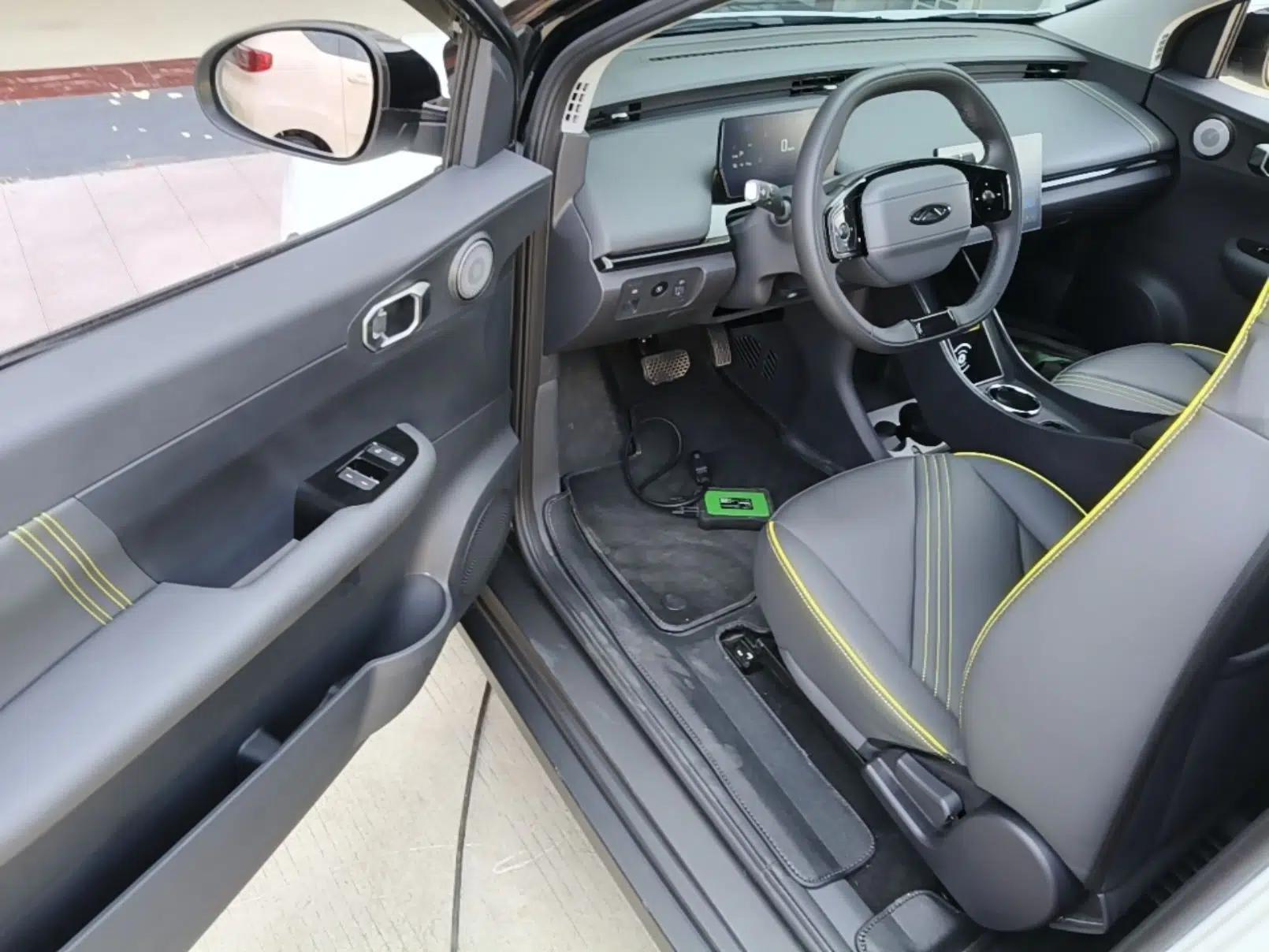 Chery QQ Little Ant 2024 Revised Edition Youth Version 321 km Cool Love Edition 29.23 kWh — миниатюра 23