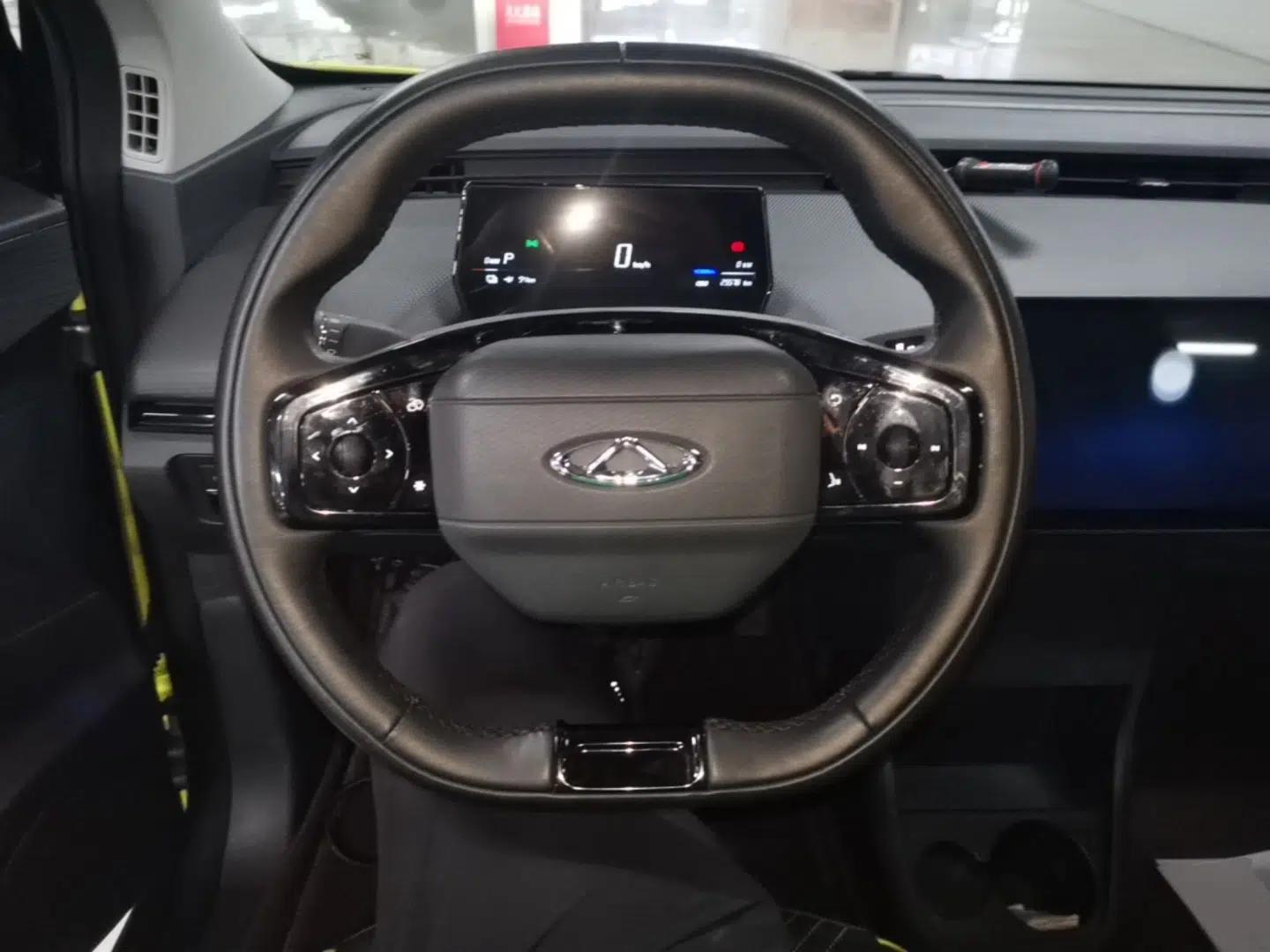 Chery QQ Little Ant 2024 Youth Edition 321 km Range Cool Love Version 29.23 kWh — миниатюра 13