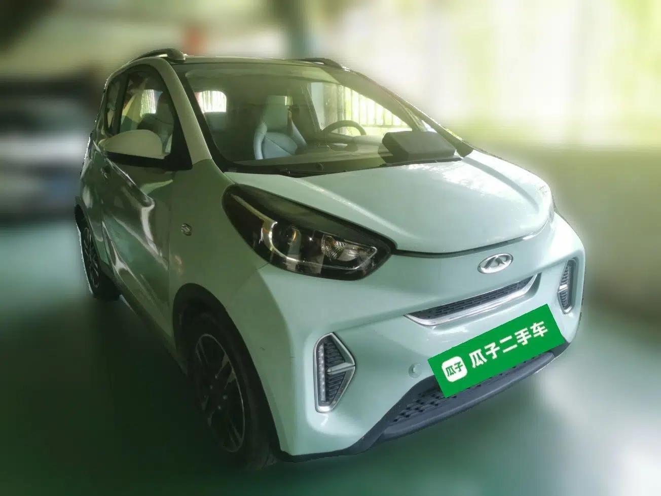 Chery QQ Little Ant 2022 Sweet Pink Edition Full-Sugar Version 55kW 408km Range with Ternary Lithium Battery — миниатюра 3