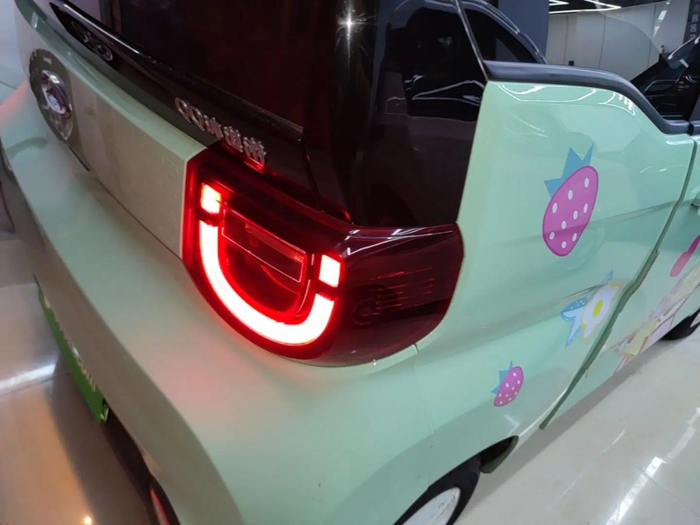 Chery QQ Ice Cream 2022 170km Sundae Phosphate Lithium-Ion — миниатюра 9