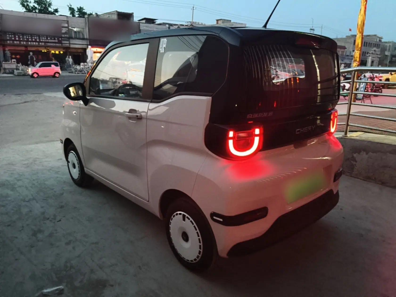 Chery QQ Ice Cream 2024 Edition Youth Version 205km Sundae — миниатюра 13