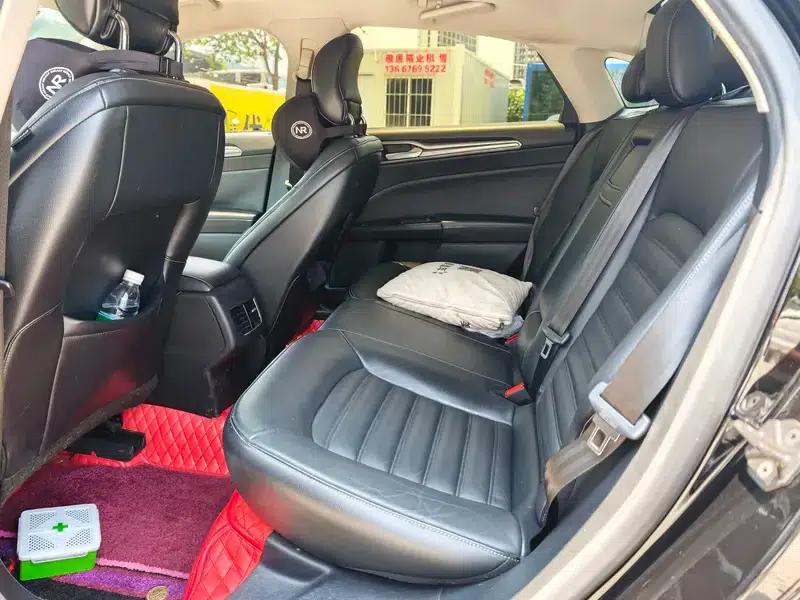 2017 Ford Mondeo EcoBoost 200 Fashion Edition — миниатюра 11