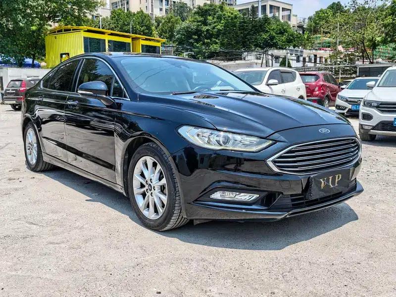 2017 Ford Mondeo EcoBoost 200 Fashion Edition — миниатюра 3