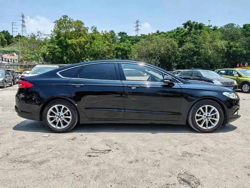 2017 Ford Mondeo EcoBoost 200 Fashion Edition — миниатюра 8