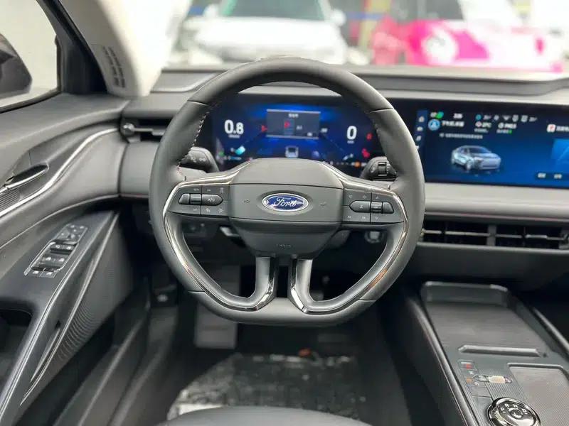 2023 Ford Mondeo EcoBoost 245 Luxury — миниатюра 13