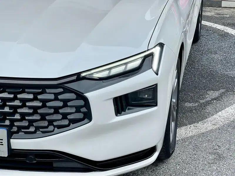2023 Ford Mondeo EcoBoost 245 Luxury — миниатюра 9
