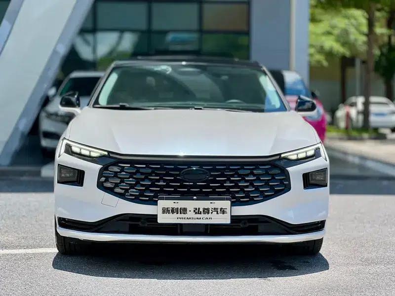 2023 Ford Mondeo EcoBoost 245 Luxury — миниатюра 2