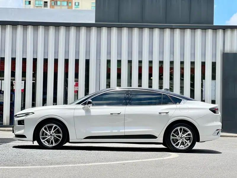 2023 Ford Mondeo EcoBoost 245 Luxury — миниатюра 4