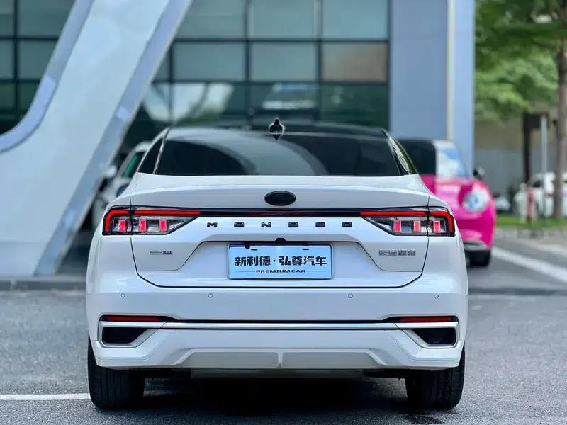 2023 Ford Mondeo EcoBoost 245 Luxury — миниатюра 6
