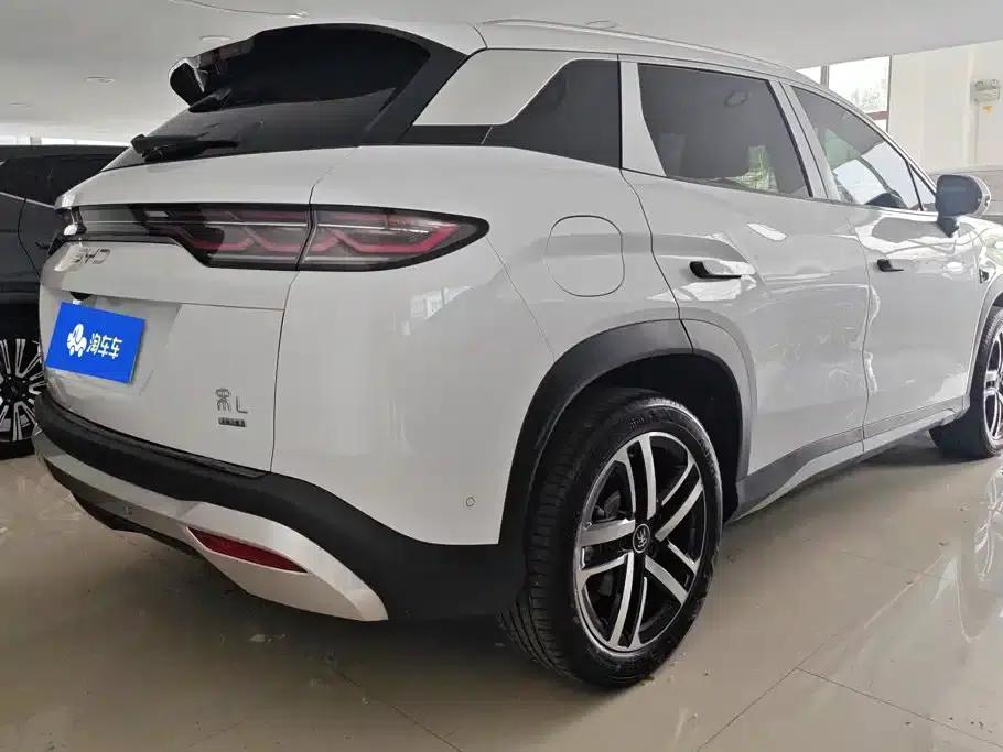 Song L DM-i 2025 Smart Driving Edition 112km Leading Model — миниатюра 3