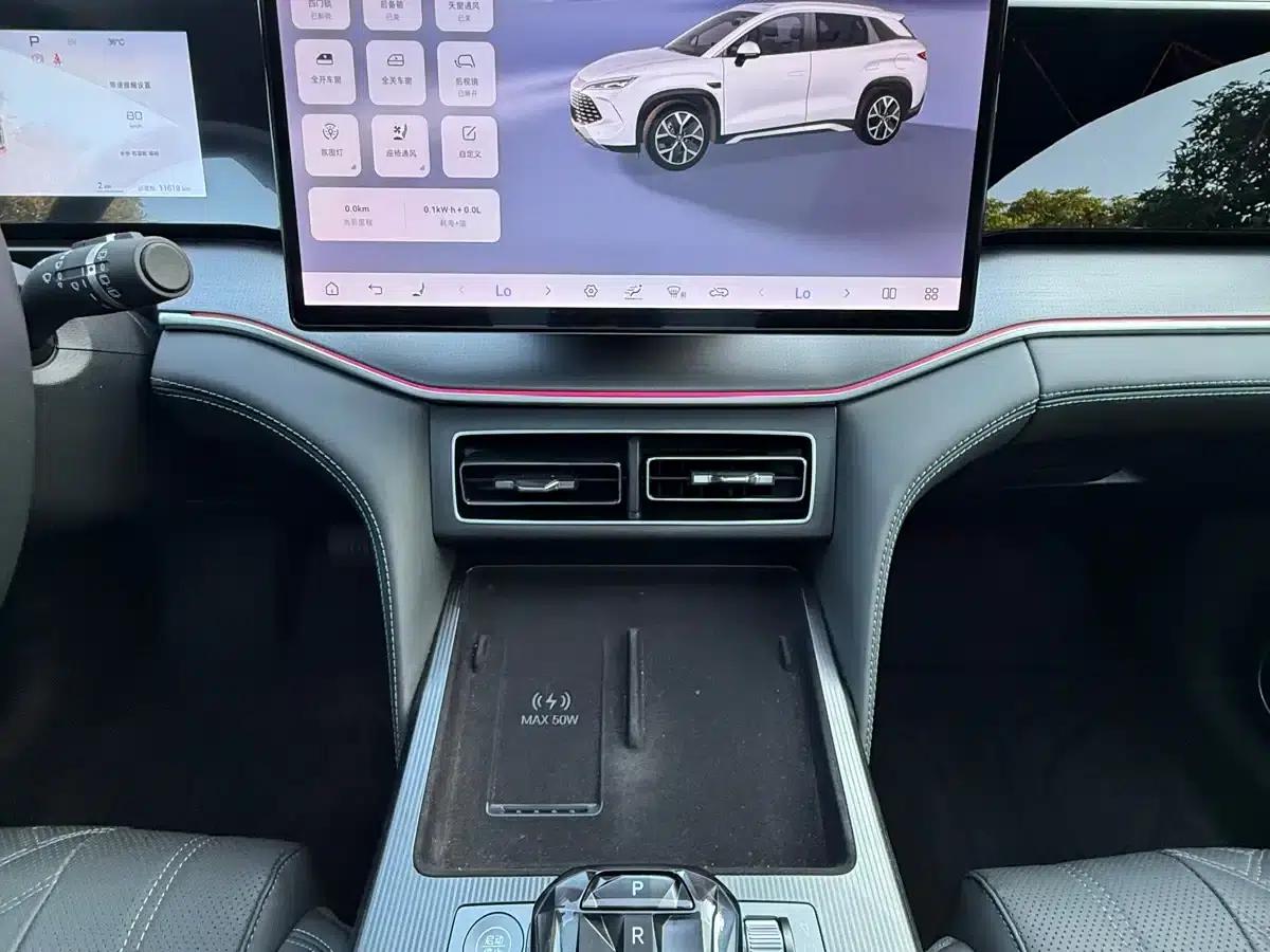 Song L DM-i 2025 Smart Driving Edition 160km/h Superior Model — миниатюра 17