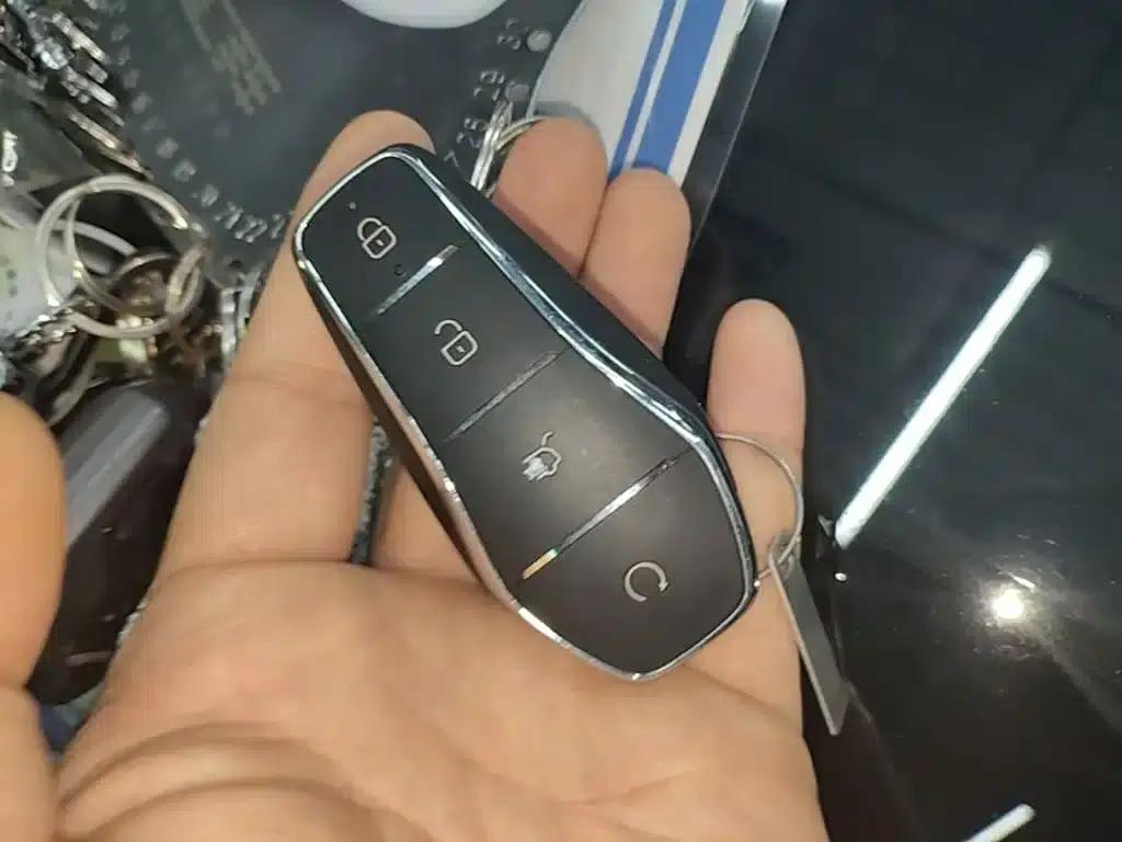 Song L DM-i 2025 Smart Driving Edition 160km/h Superior Model — миниатюра 9