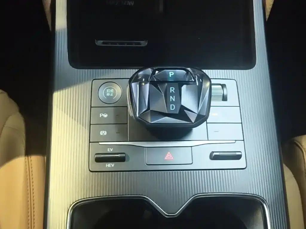 Song L DM-i 2024 Model 160km/h Excellent Edition — миниатюра 14