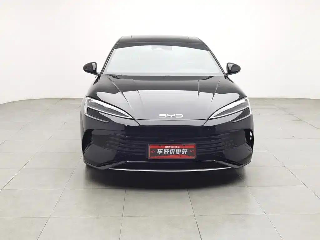 Seal 2024 Glory Edition DM-i 1.5L 121km Luxury — миниатюра 3