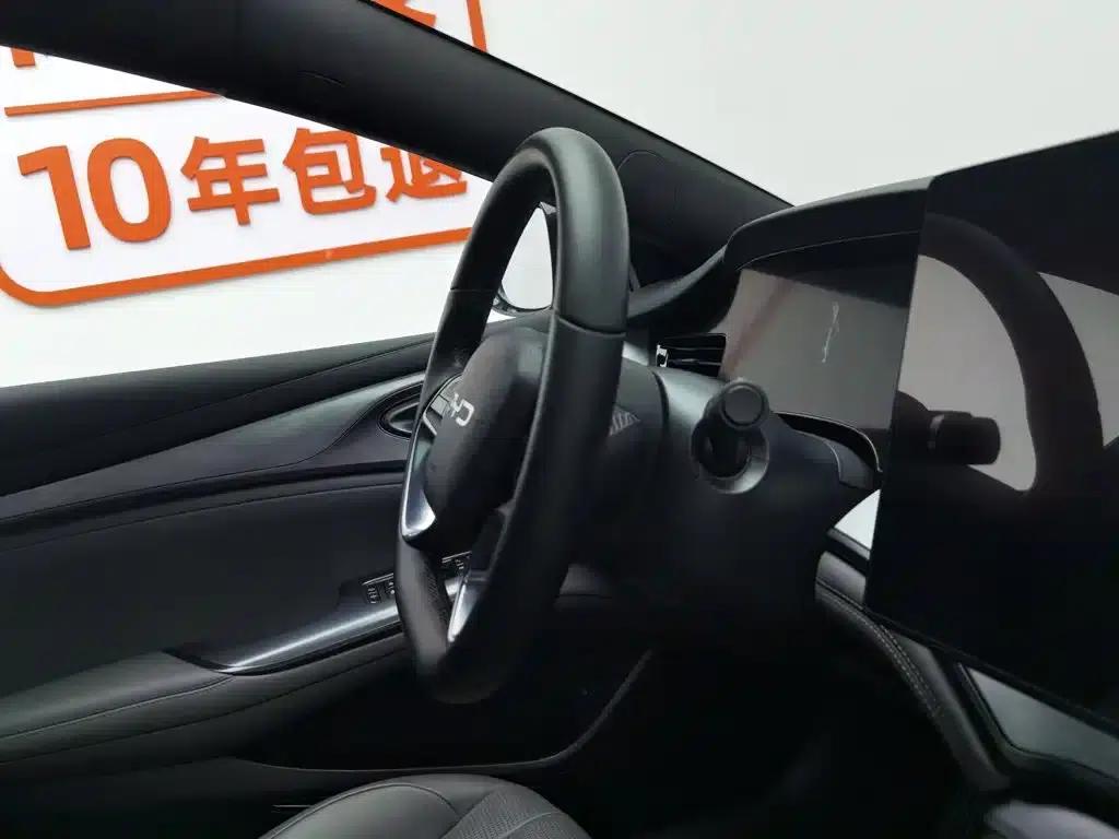 Seal 2024 Glory Edition DM-i 1.5L 121km Luxury — миниатюра 22