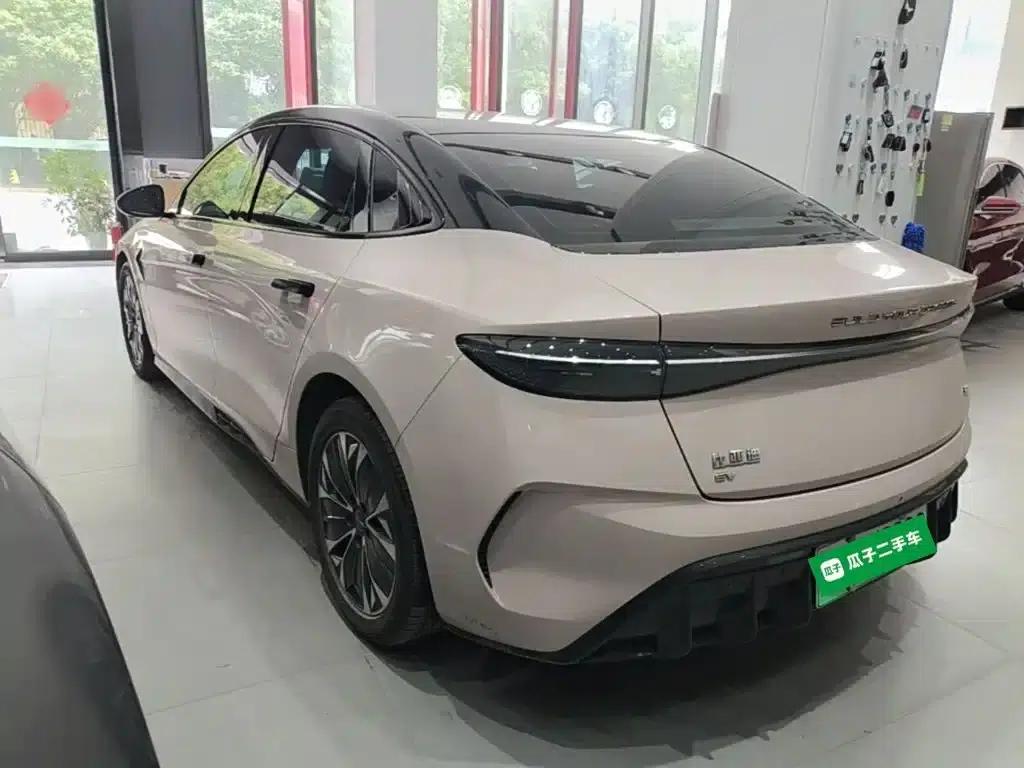 Seal 2023 Champion Edition 550km Elite — миниатюра 5