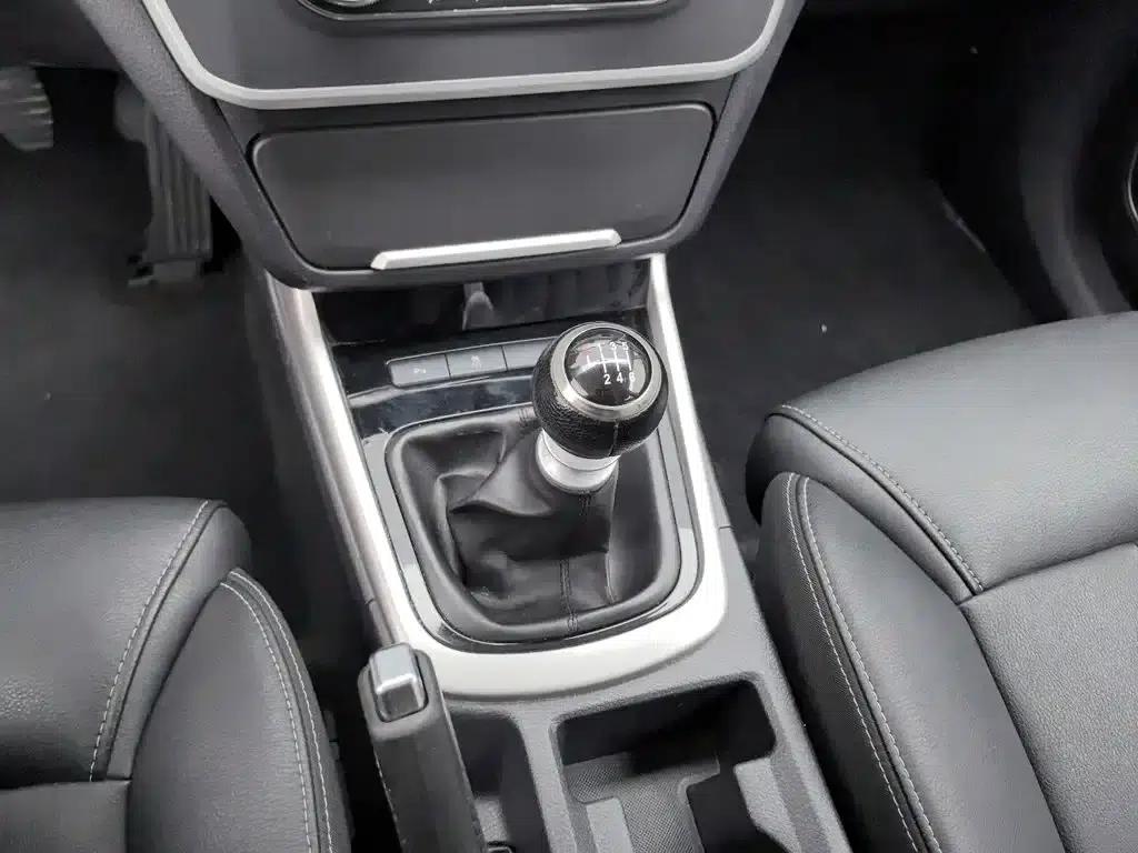 Song MAX 2017 1.5T Manual Intelligent Luxury 7-Seater — миниатюра 13