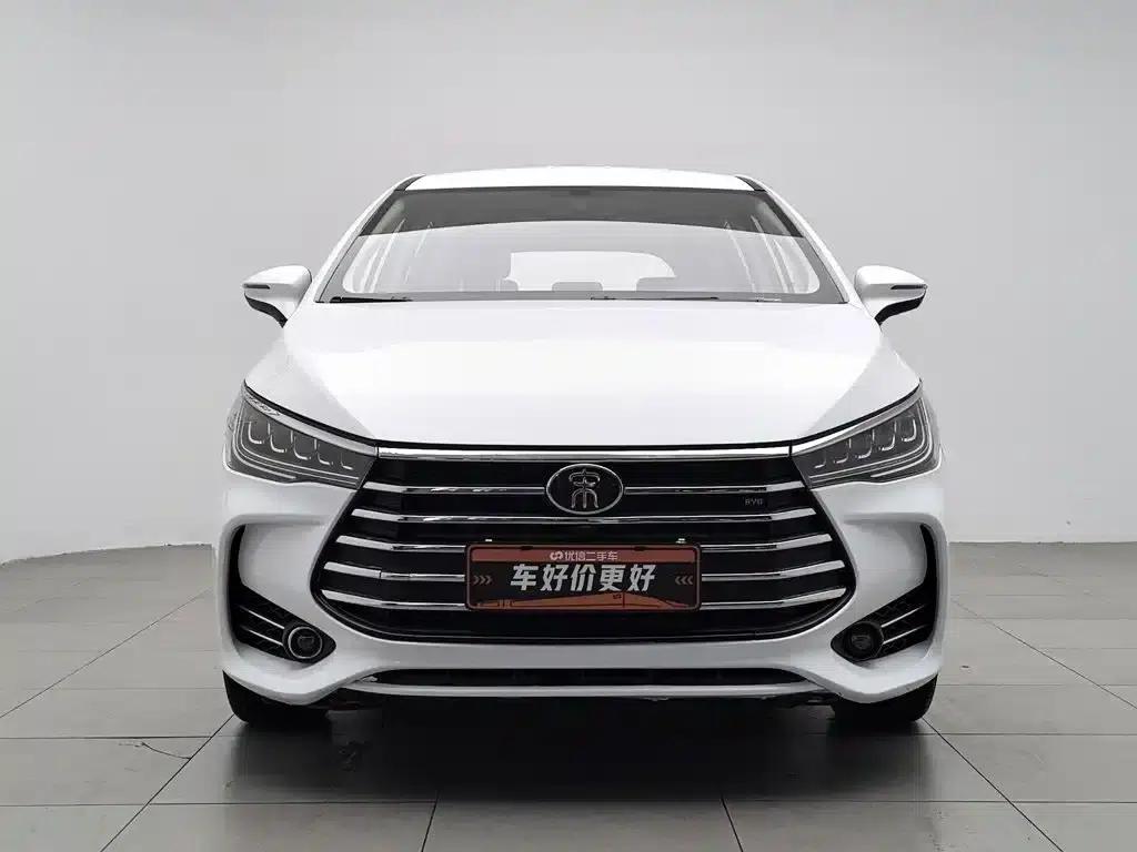 Song MAX 2017 1.5T Manual Intelligent Luxury 7-Seater — миниатюра 3