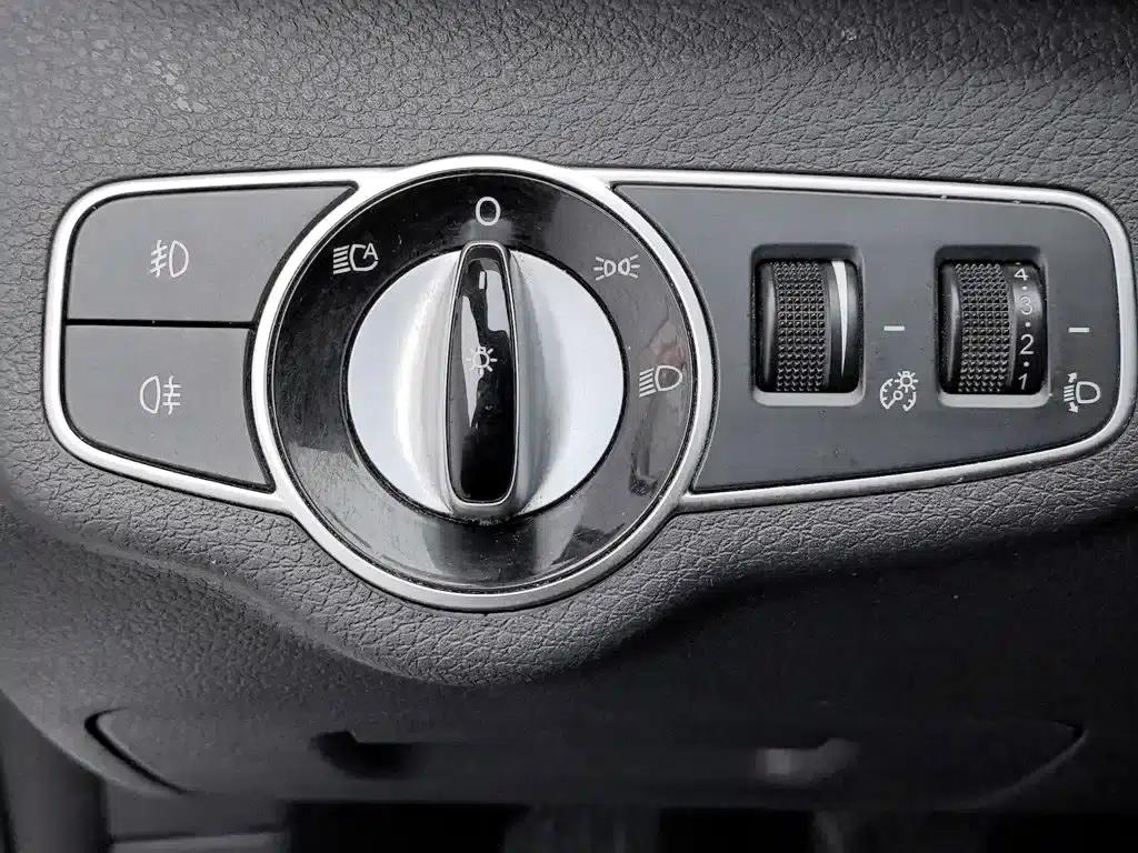 Song MAX 2017 1.5T Manual Intelligent Luxury 7-Seater — миниатюра 21