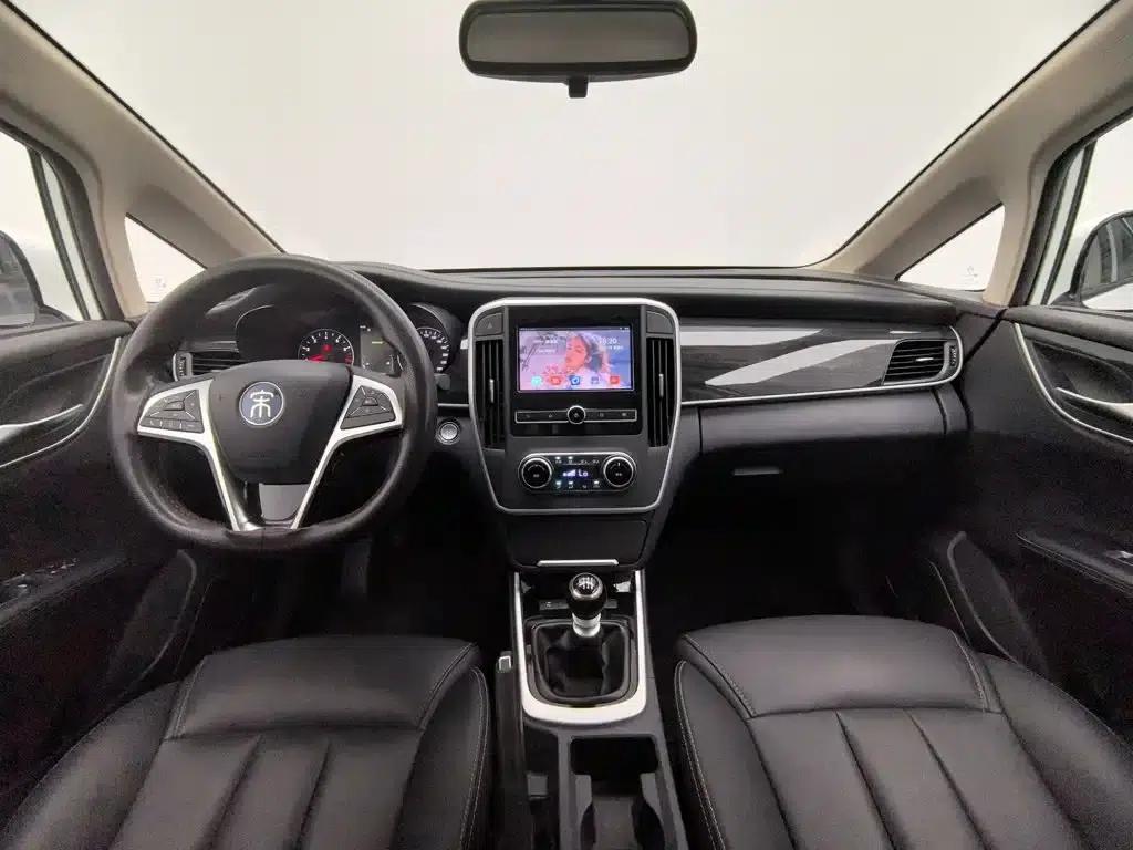 Song MAX 2017 1.5T Manual Intelligent Luxury 7-Seater — миниатюра 5