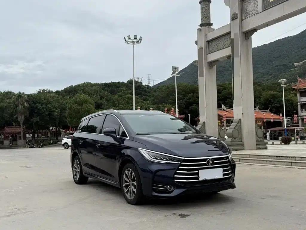 Song MAX 2019 1.5T Automatic Intelligent Connected Ruiyi 7-seater National V Emission Standard — миниатюра 3
