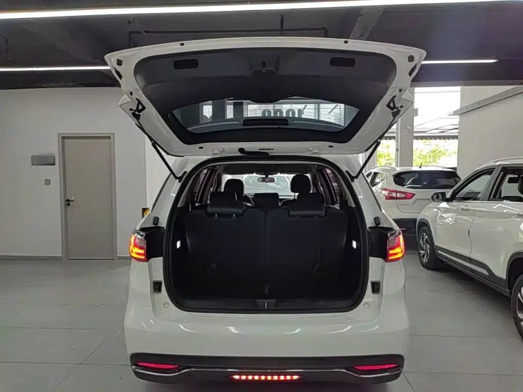 Song MAX 2017 1.5T Automatic Intelligent Luxury 7-Seater — миниатюра 19