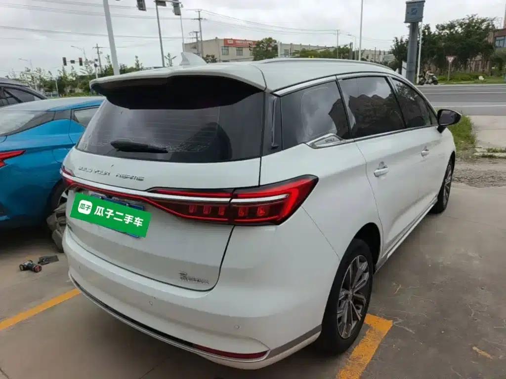 Song MAX 2021 Upgraded Version 1.5T Automatic Luxury 6-Seater — миниатюра 7