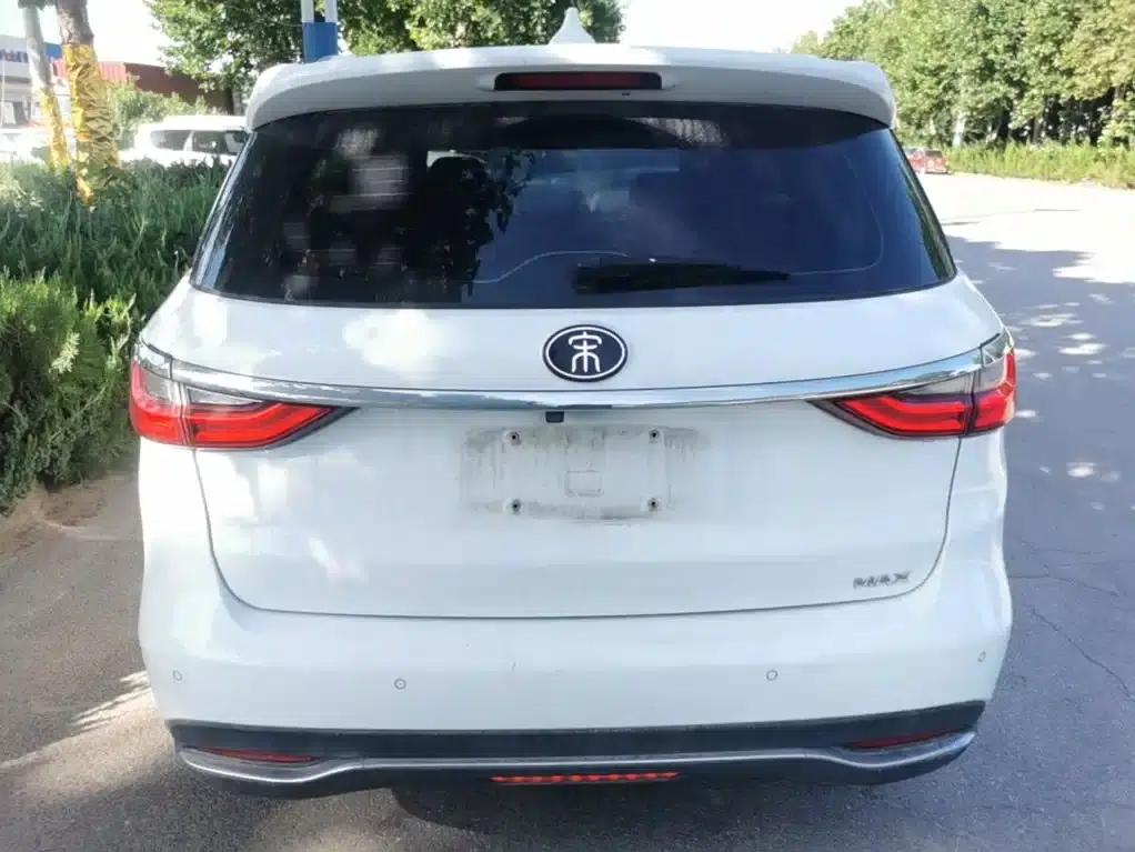 Song MAX 2019 1.5T Automatic Intelligent Connected Ruiyi 6-seater National V Emission Standard — миниатюра 6