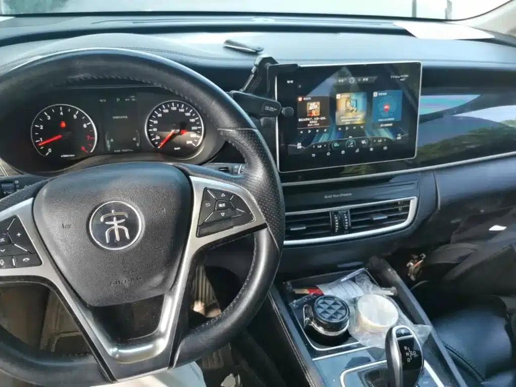 Song MAX 2019 1.5T Automatic Intelligent Connected Ruiyi 6-seater National V Emission Standard — миниатюра 10