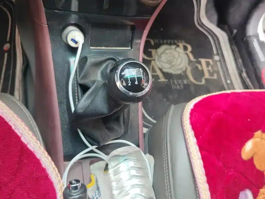 BYD F3 2012 Energy-Saving Edition 1.5L Manual Comfort Model — миниатюра 16