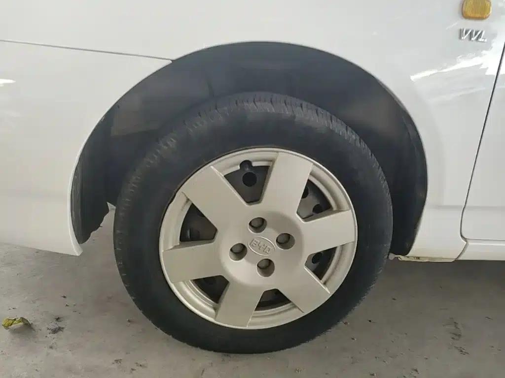 BYD F3 2013 Energy-Saving Edition 1.5L Manual Comfort Model — миниатюра 23